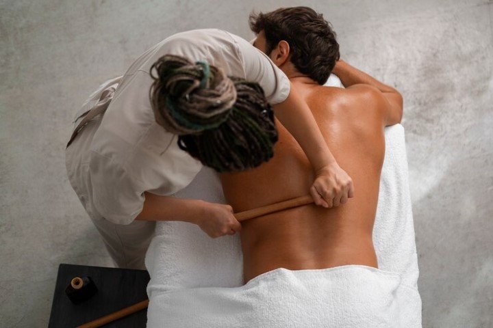 Female to male Massage